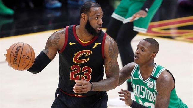 Cleveland Cavaliers superó a Boston Celtics y emparejó la serie en las finales del Este
