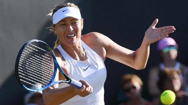 Maria Sharapova tuvo un triste retorno a Wimbledon con derrota en primera ronda