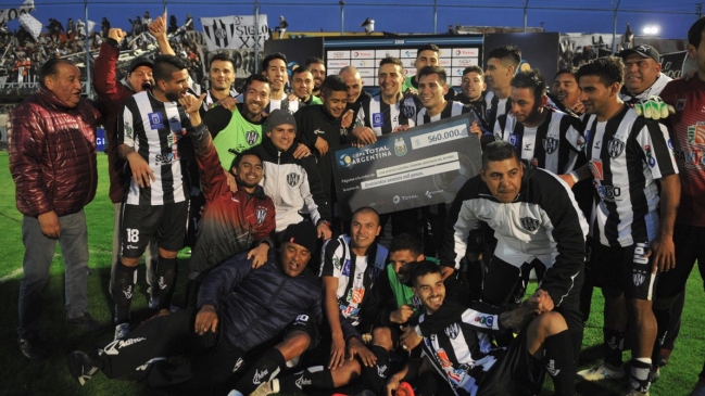 Equipo de la Primera B Nacional eliminó a Vélez Sarfield de la Copa Argentina