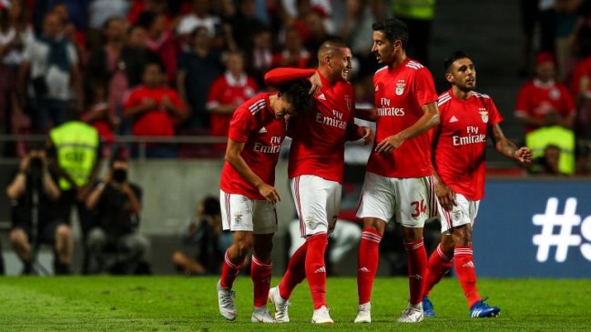Benfica se benefició de una asistencia de Castillo para empatar con Fenerbahce y avanzar en Champions
