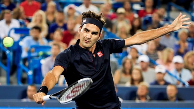 Federer remontó complicado partido ante Wawrinka y pasó a semifinales en Cincinnati