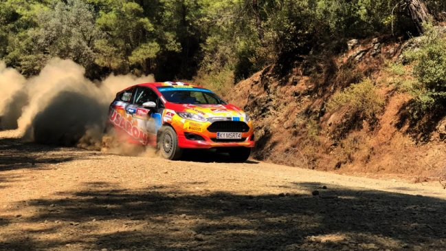 Equipo chileno consiguió un cuarto lugar en Turquía por el Mundial Junior de Rally