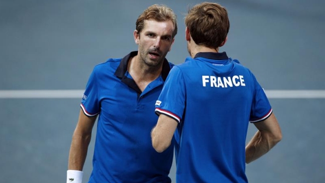 Francia alcanzó una nueva final de Copa Davis tras aplastar a España