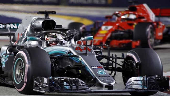 Lewis Hamilton ganó el GP de Singapur y estiró su ventaja sobre Vettel en la Fórmula 1