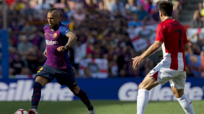 Frank De Boer: Barcelona necesita un jugador con la fuerza y calidad de Arturo Vidal