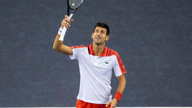 Djokovic se proclamó campeón en el Masters de Shanghai y se acerca al número uno mundial