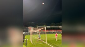 El increíble blooper en el gol de Ajax Femenino a Excelsior en Países Bajos