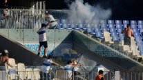¡Vergonzoso! Enfrentamientos entre barristas de Colo Colo y la UC empañaron la Supercopa