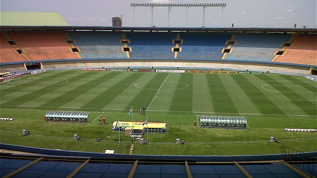 El estadio “Serra Dourada”, donde jugarán Atlético Goianiense y la UC