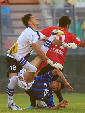 Las postales del triunfo de U. Española sobre Huachipato
