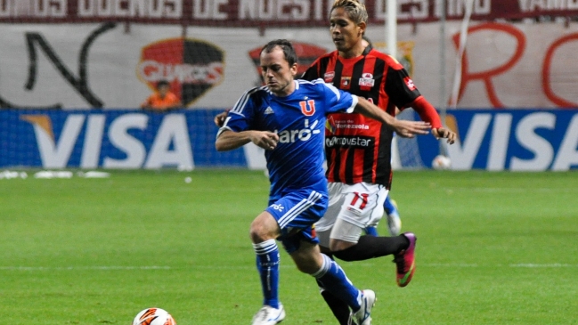 Hinchas de U. de Chile fueron dispersados a balazos por la policía venezolana