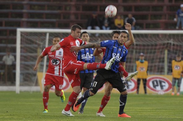 Huachipato venció a U. La Calera en el cierre de la jornada 14