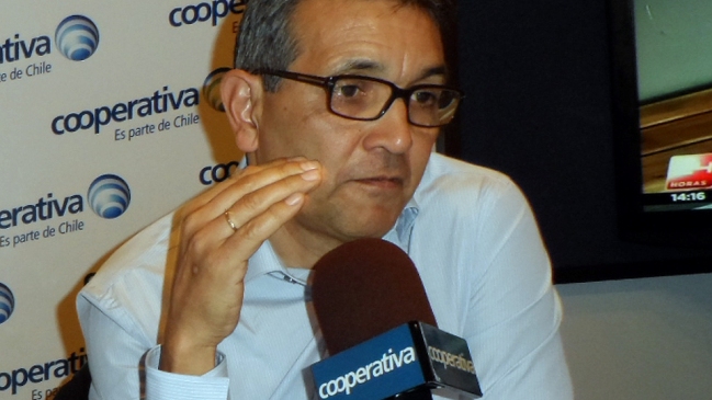 G. Benítez: Quiero jugar con cuatro defensas, tres volantes y tres delanteros