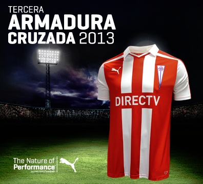 La UC presentó camiseta que usará en Copa Chile