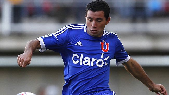 DT de Santos espera conocer estado de Eugenio Mena para alinearlo ante Sao Paulo