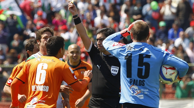 Carlos Ulloa fue castigado por la Comisión de Arbitros