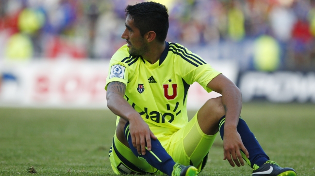 Osvaldo González dejará la U a fin de año