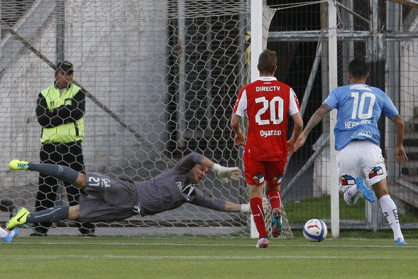 O’Higgins venció a la UC y se quedó con el duelo de ida de los cuartos de final de la Copa Chile