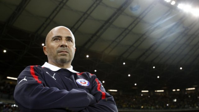 Sampaoli sobre Matías Fernández: Le falta regularidad para lograr la dinámica necesaria