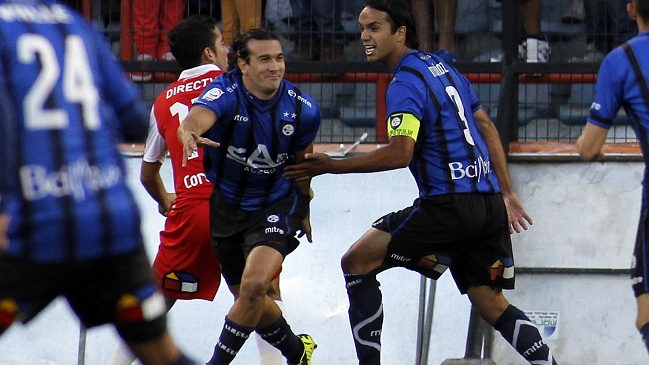 Huachipato batió a la UC y sacó ventaja en semifinales de la Copa Chile