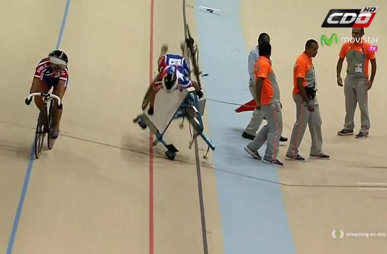 Chilena Irene Aravena sufrió grave accidente en ciclismo pista