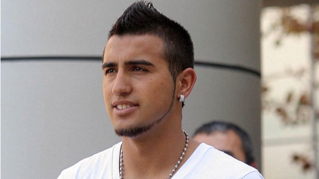 Arturo Vidal compró club de campo en Chicureo por cerca de cuatro millones de dólares