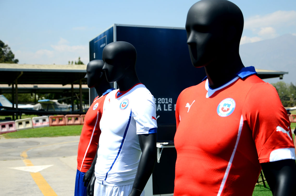 Camiseta original de la Selección Chilena vale 100 mil pesos