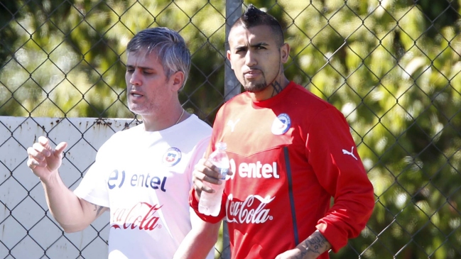 Doctor Carlos Montes y retorno de Vidal ante Irlanda del Norte: “No fue una mala jugada”