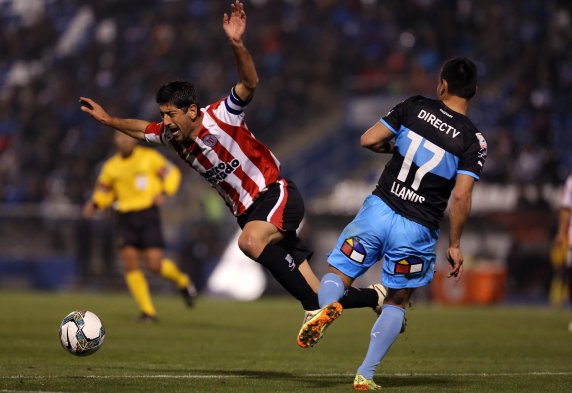 River Plate sorprendió a Universidad Católica en San Carlos
