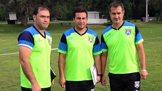 Fernando Vergara dirigió su primera práctica como técnico de San Marcos