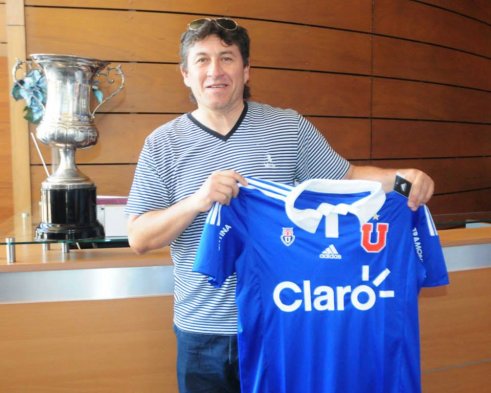 Raúl Aredes recordó “viejos tiempos” en Universidad de Chile
