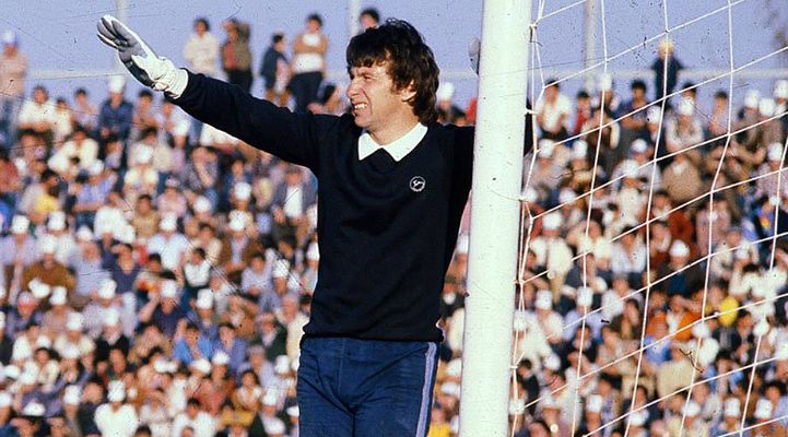 10 jugadores que militaron en U. Católica y U. de Chile