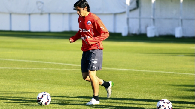 Matías Fernández fue sancionado con un partido tras su expulsión