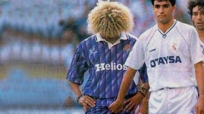 10 “toqueteos” que hicieron historia en el fútbol mundial
