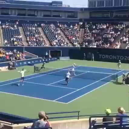El punto que valió oro para Jarry y Podlipnik en Toronto 2015