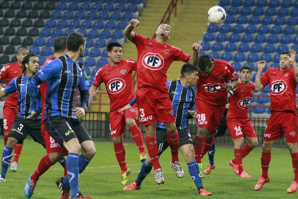 Huachipato venció a Ñublense en Copa Chile