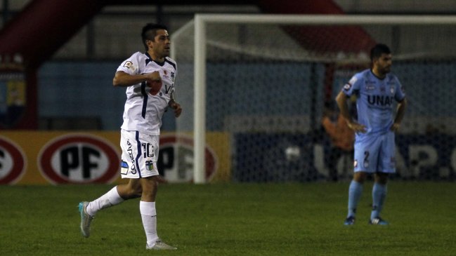 O’Higgins aplastó a Deportes Iquique en el inicio de la tercera fecha del Apertura
