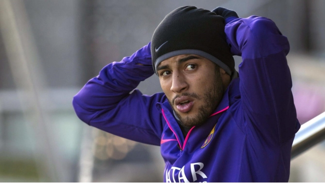 Rafinha deberá ser operado tras grave lesión en la rodilla derecha