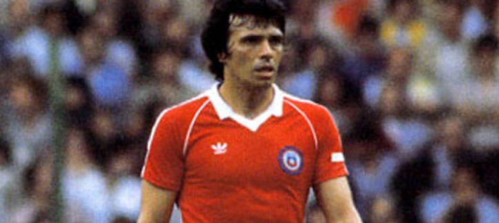 Así jugaba Elías Figueroa que este 25 de octubre cumple 69 años