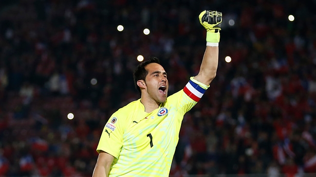 Claudio Bravo fue elegido Futbolista del Año por el Círculo de Periodistas Deportivos