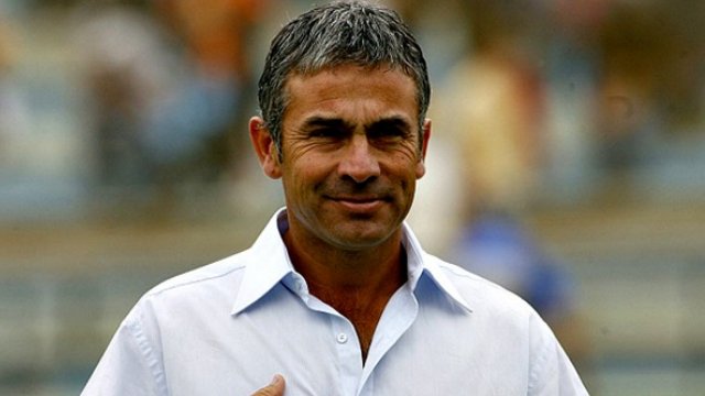 Juvenal Olmos: Marcelo Bielsa es un técnico que el buzo de la selección chilena le calza perfecto