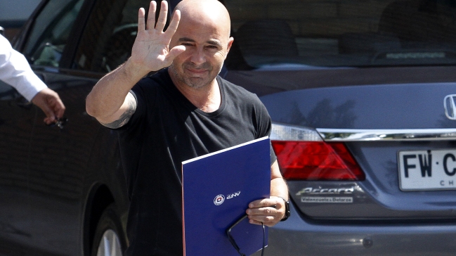 Sampaoli: Me dolió ganarle la final a Argentina, pero me quedo con la felicidad de miles de chilenos