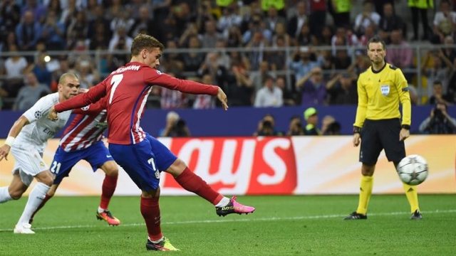 Griezmann falló el penal para Atlético ante Real Madrid