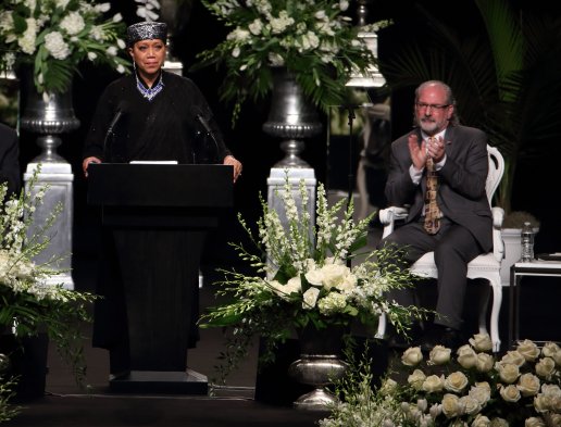 Mike Tyson, Will Smith y Billy Crystal estuvieron en el funeral de Muhammad Ali