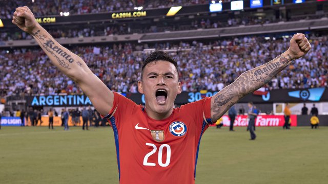 El relato mexicano de la definición a penales del Chile-Argentina