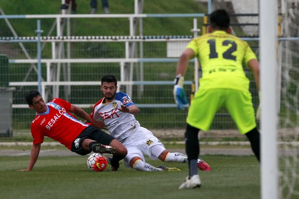 Unión Española triunfó de visita ante Magallanes en la Copa Chile