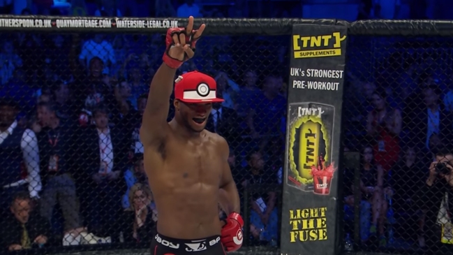 Luchador de MMA sufrió fractura de cráneo luego de recibir rodillazo