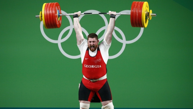 Georgiano Lasha Talakhadze ganó oro en halterofilia con récord del mundo