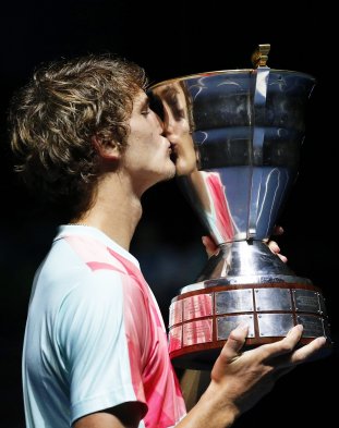 Alexander Zverev celebró en San Petersburgo venciendo a Wawrinka