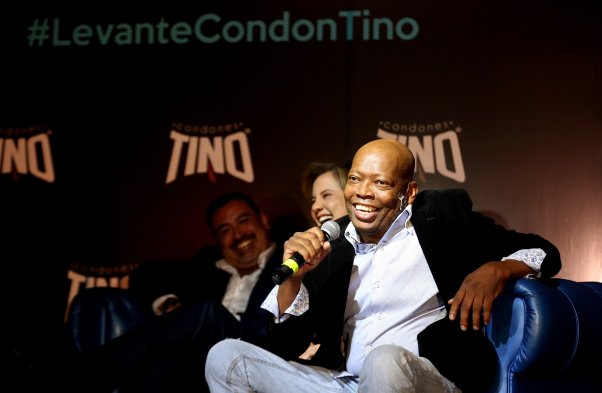 Faustino Asprilla presentó en Bogotá su marca de condones “Tino”
